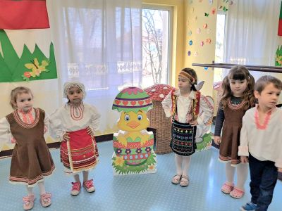Лазаровден и тържество по случай Великденските празници в ДГ "Трети март"  - ДГ Трети март - Плевен